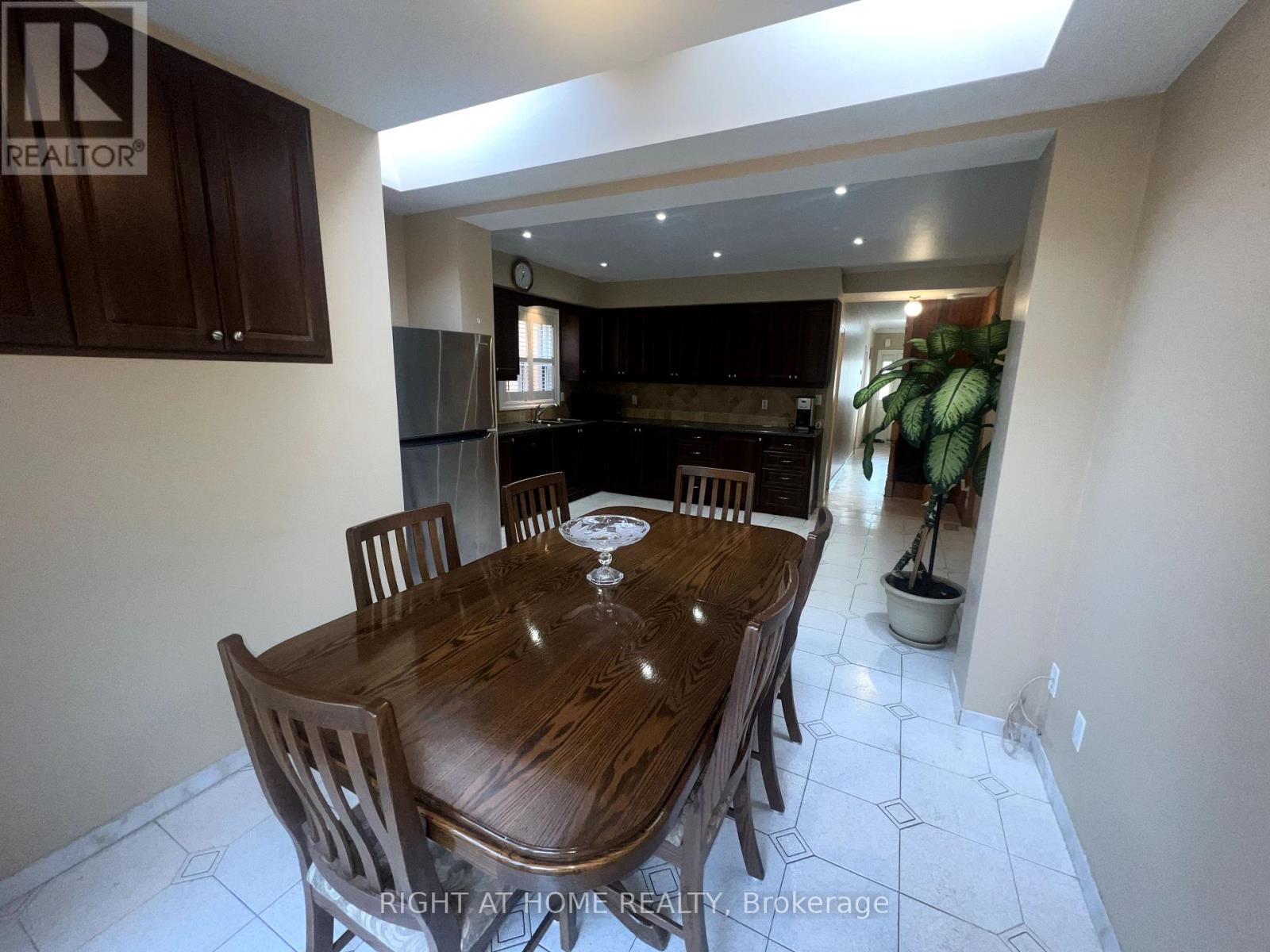 195 Rosethorn Avenue, Toronto, Ontario  M6N 3L3 - Photo 6 - W12343477