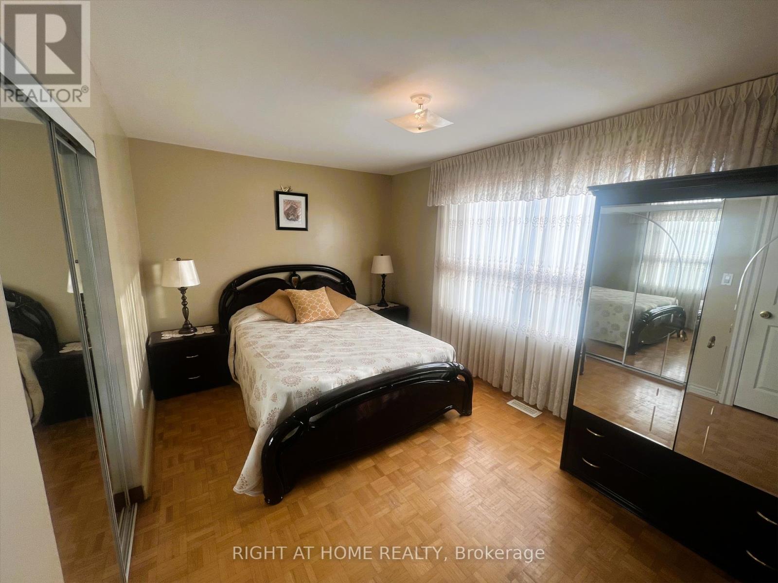 195 Rosethorn Avenue, Toronto, Ontario  M6N 3L3 - Photo 9 - W12343477