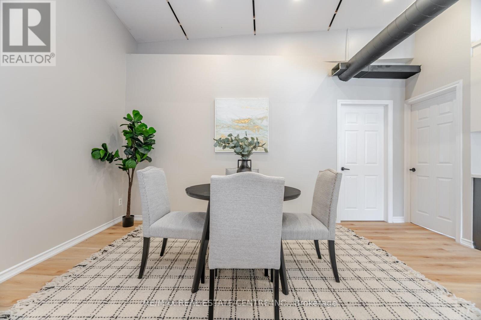 1 Ontario Street, Guelph (St. Patrick's Ward), Ontario  N1E 3A9 - Photo 19 - X12343474