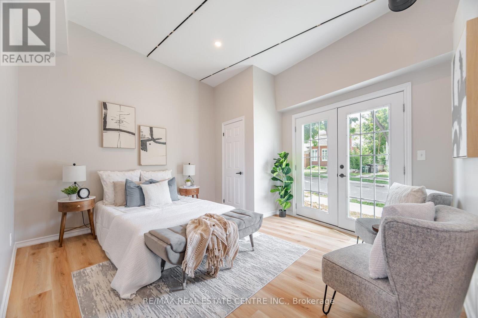 1 Ontario Street, Guelph (St. Patrick's Ward), Ontario  N1E 3A9 - Photo 24 - X12343474