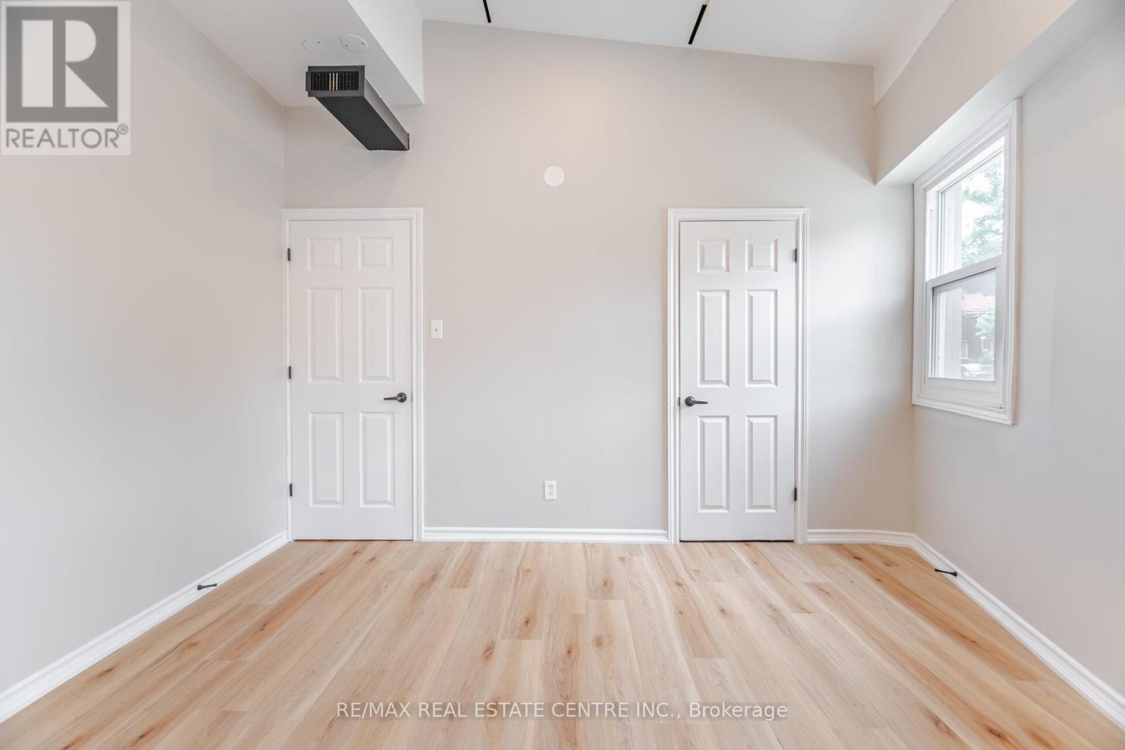 1 Ontario Street, Guelph (St. Patrick's Ward), Ontario  N1E 3A9 - Photo 29 - X12343474