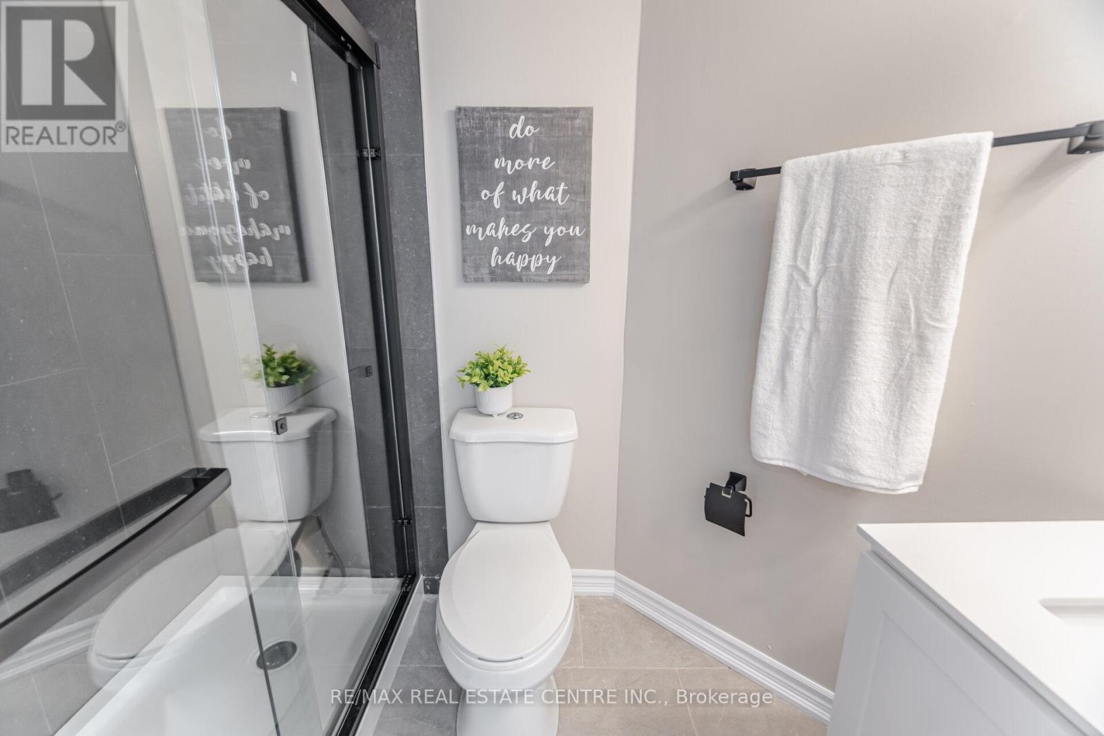 1 Ontario Street, Guelph (St. Patrick's Ward), Ontario  N1E 3A9 - Photo 32 - X12343474