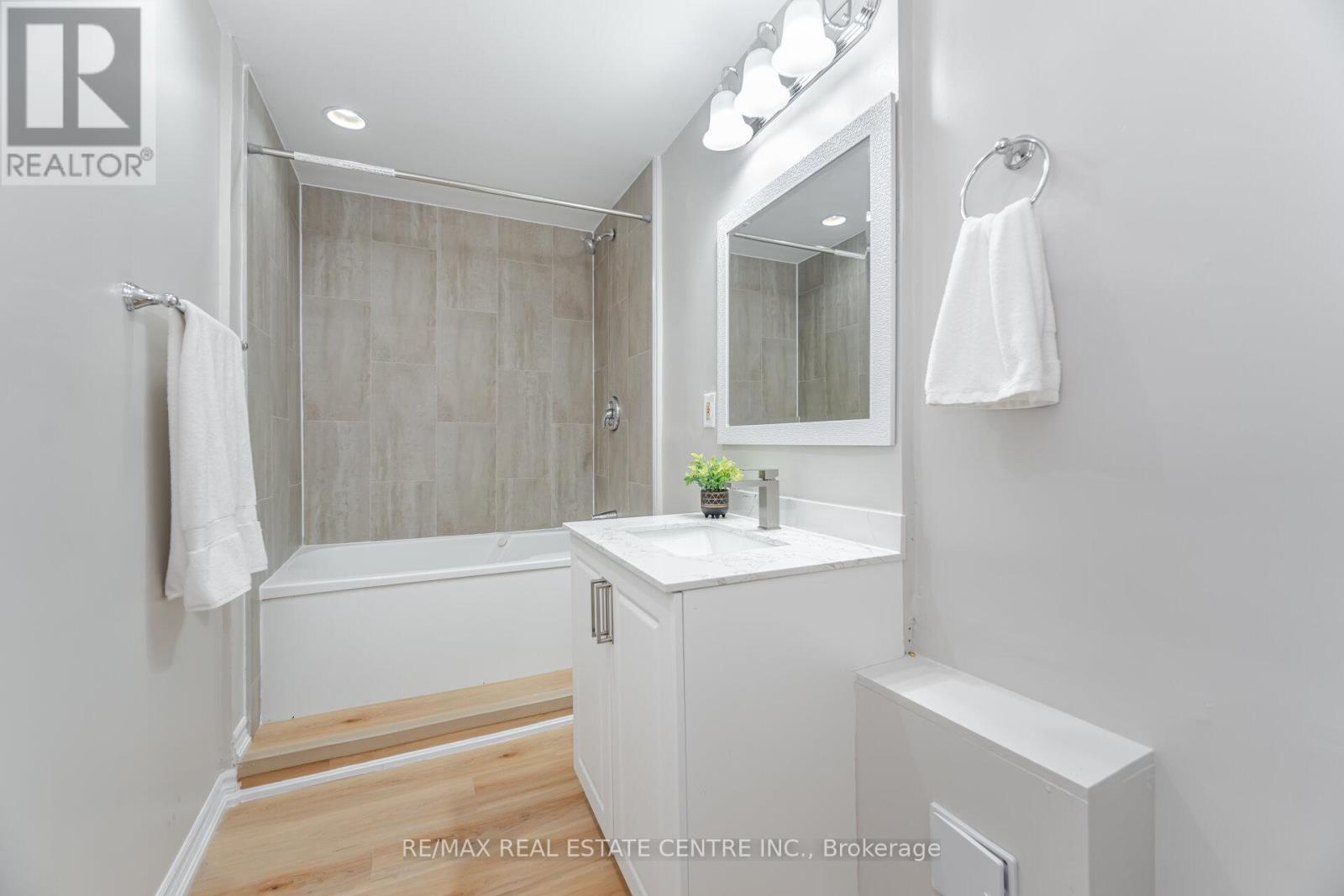 1 Ontario Street, Guelph (St. Patrick's Ward), Ontario  N1E 3A9 - Photo 38 - X12343474