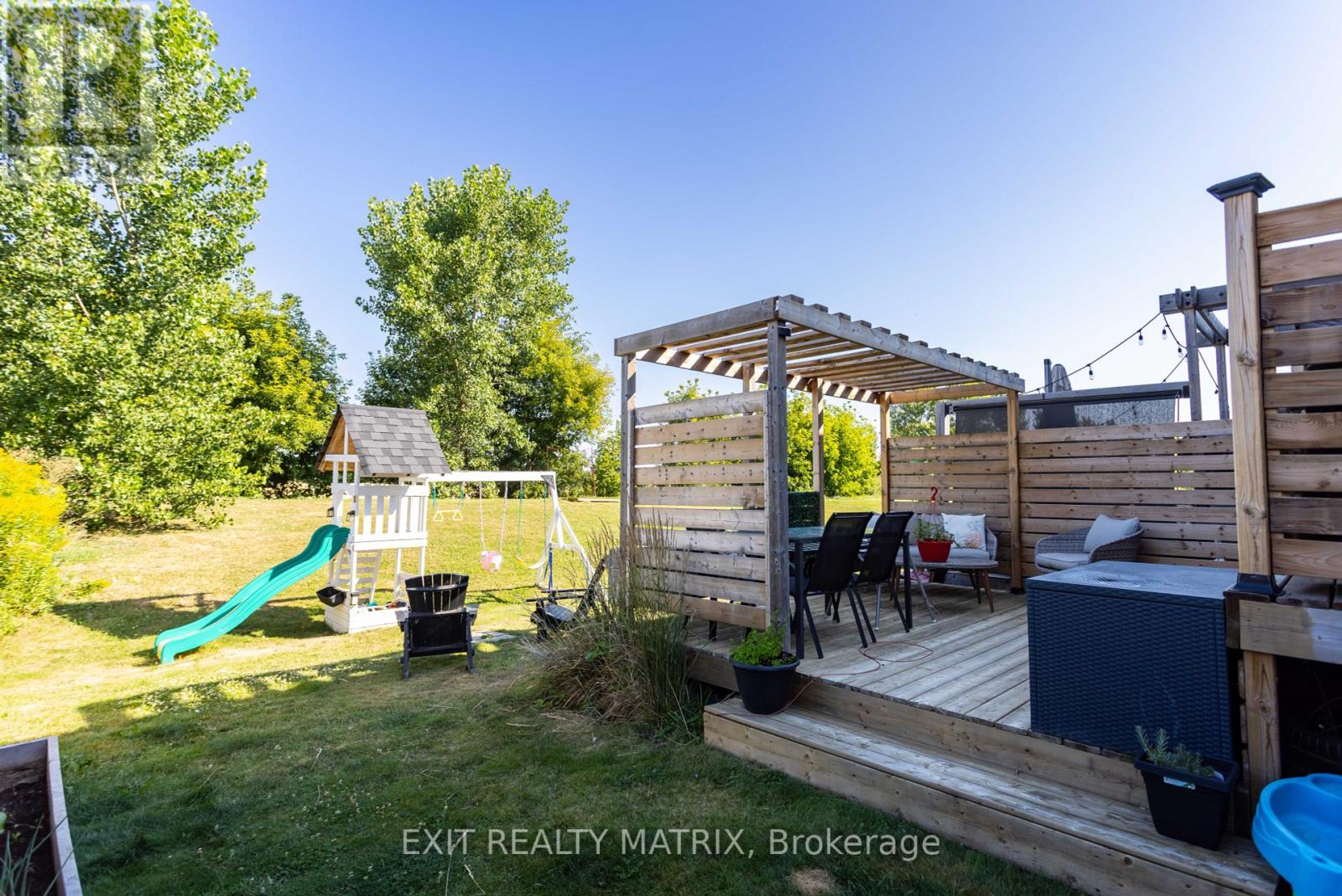 275 Belfort Street S, Russell, Ontario  K0A 1W0 - Photo 22 - X12343509