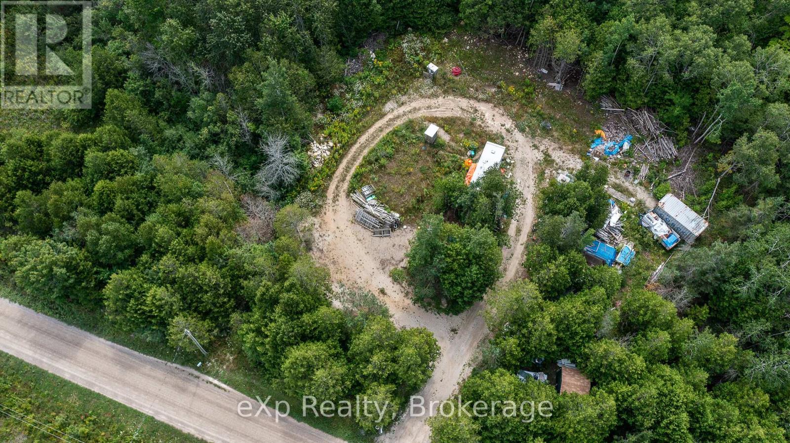 136 Lindsay Road 40, Northern Bruce Peninsula, Ontario  N0H 1Z0 - Photo 3 - X12343502