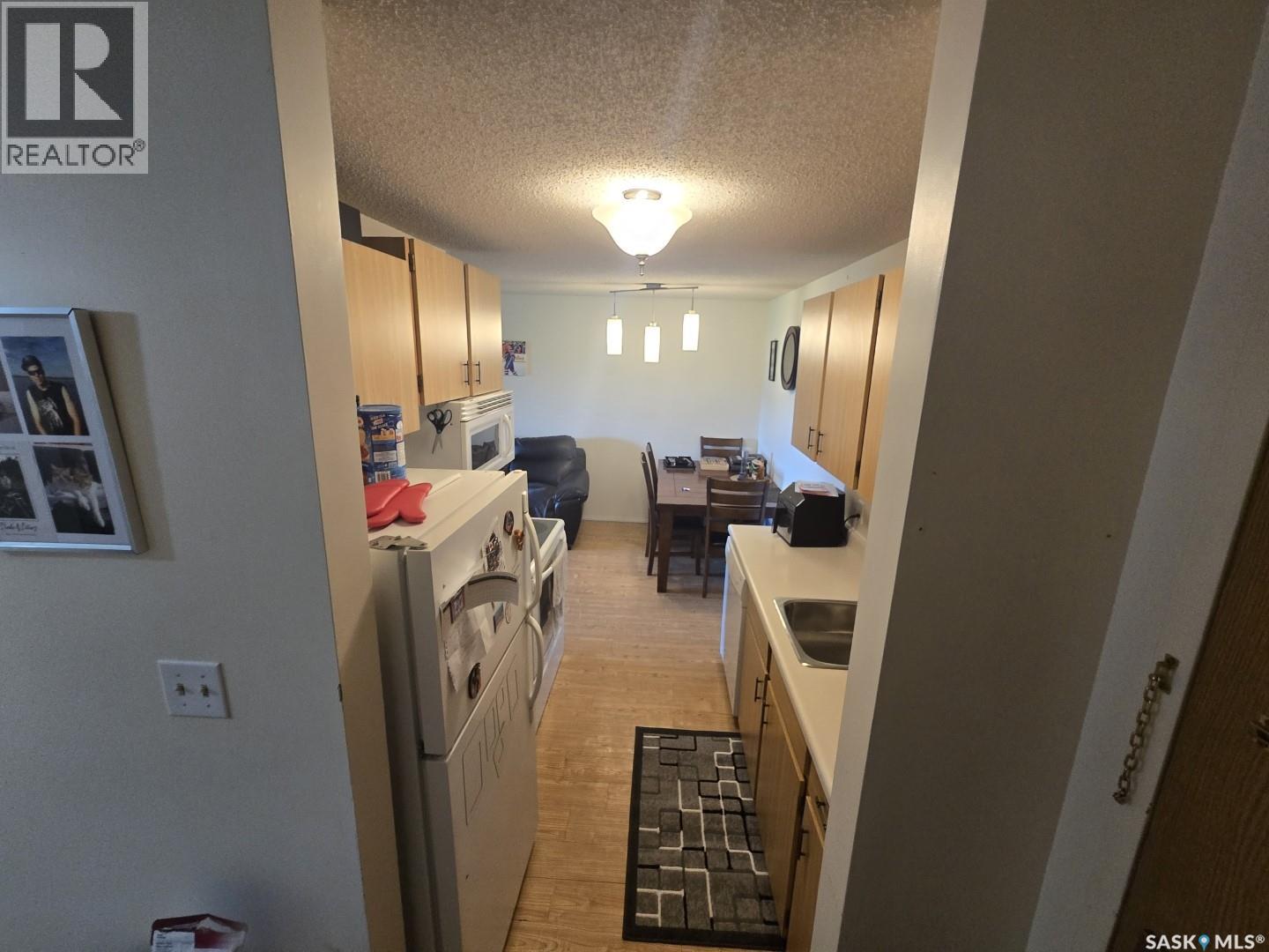 Property at 1635 425 115th STREET E image 4