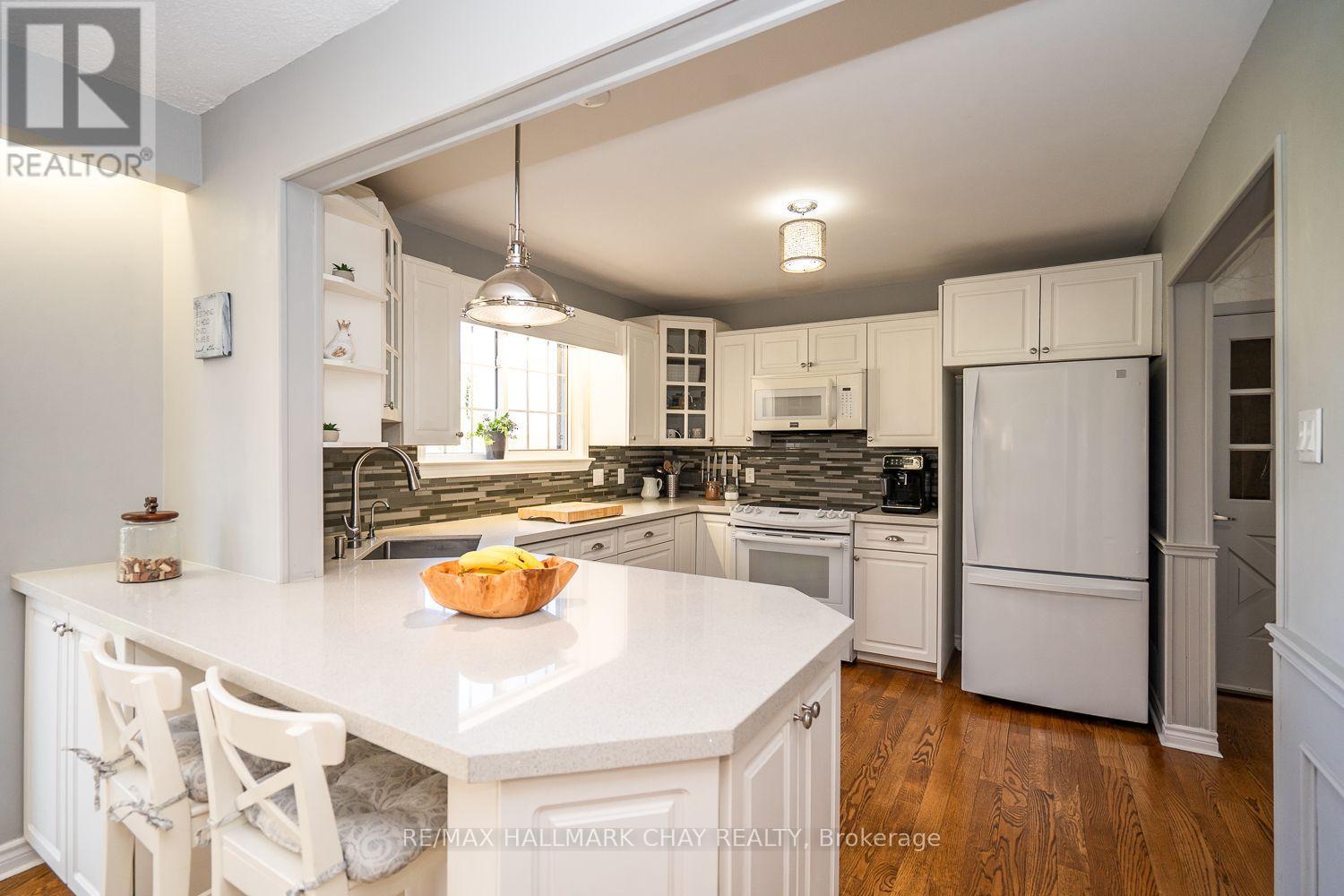 2389 Concession Road 8 Road, Adjala-Tosorontio, Ontario  L0G 1W0 - Photo 13 - N12343501