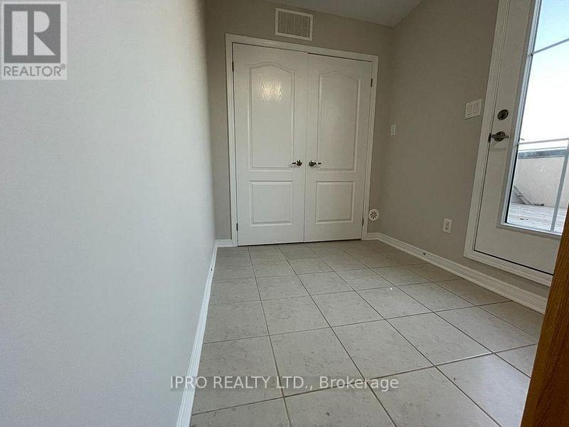 Property at 120 - 2441 GREENWICH DRIVE image 5