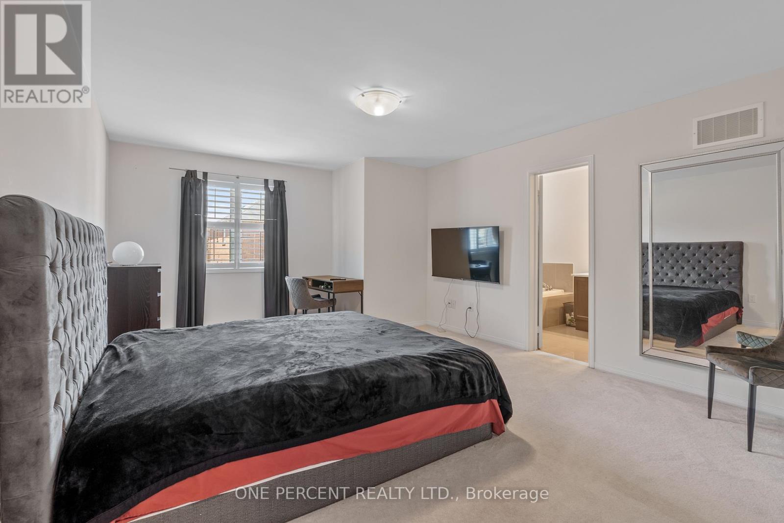 6 Duffel Crescent, Halton Hills, Ontario  L7G 0H7 - Photo 23 - W12343514