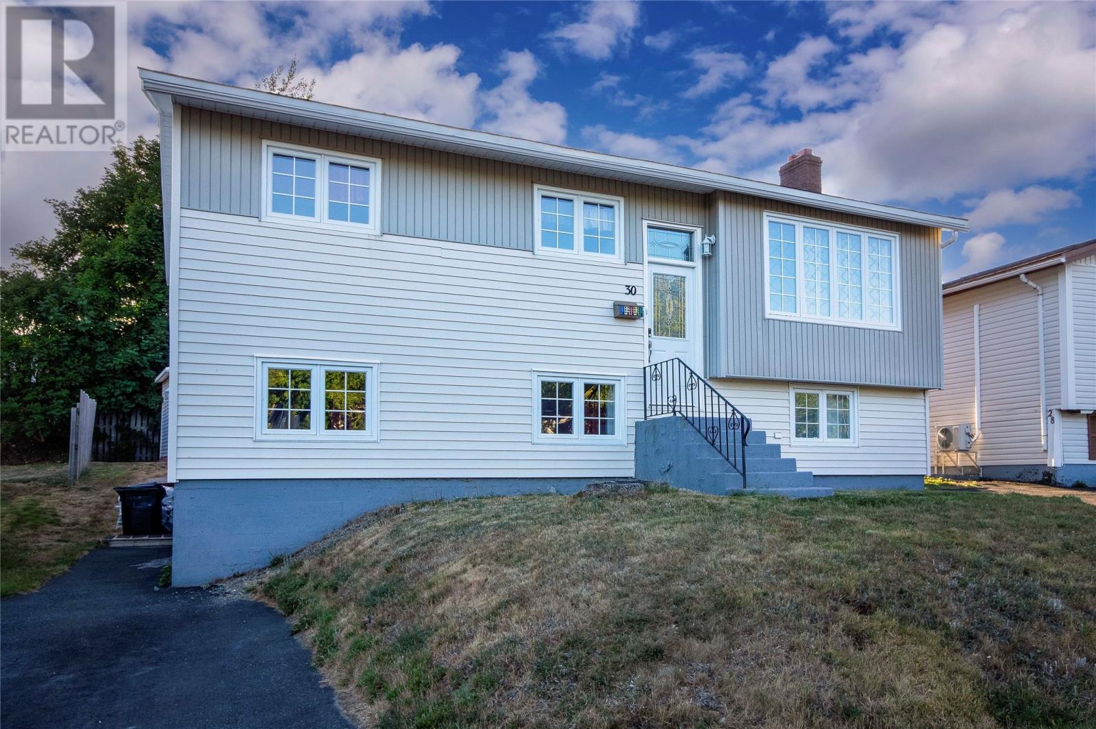 Property at 30 Lloyd Crescent image 1