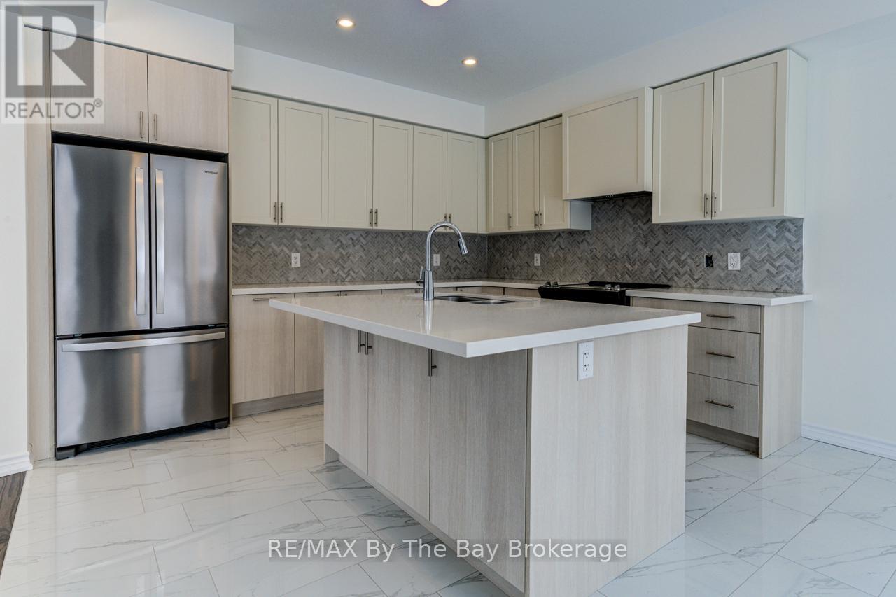 19 Sun Valley Avenue, Wasaga Beach, Ontario  L9Z 0N6 - Photo 17 - S12343555