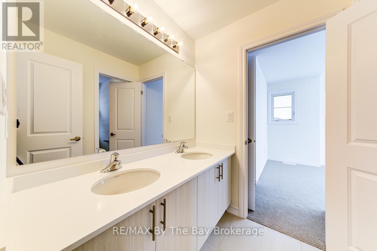19 Sun Valley Avenue, Wasaga Beach, Ontario  L9Z 0N6 - Photo 26 - S12343555