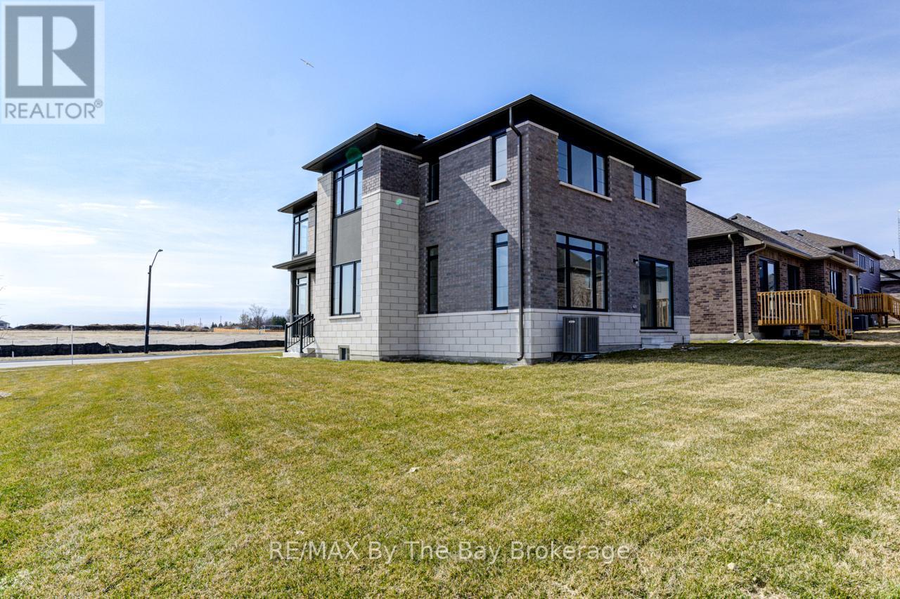 19 Sun Valley Avenue, Wasaga Beach, Ontario  L9Z 0N6 - Photo 37 - S12343555