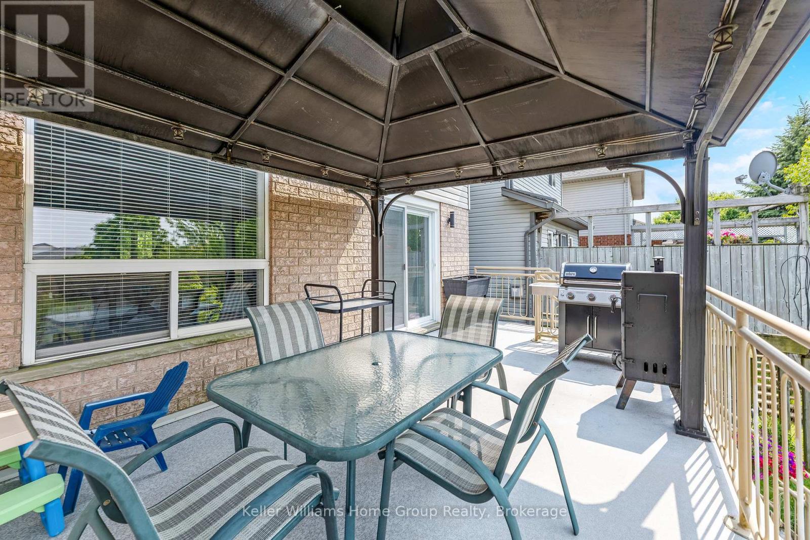 88 Doyle Drive, Guelph, Ontario  N1G 5B9 - Photo 25 - X12343551
