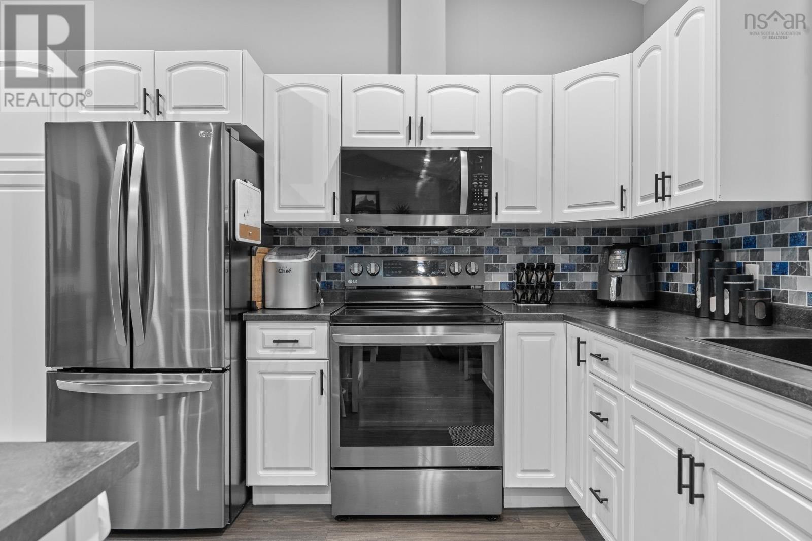 12 Wamphray Crescent, Dartmouth, Nova Scotia  B2W 4Y6 - Photo 42 - 202514173