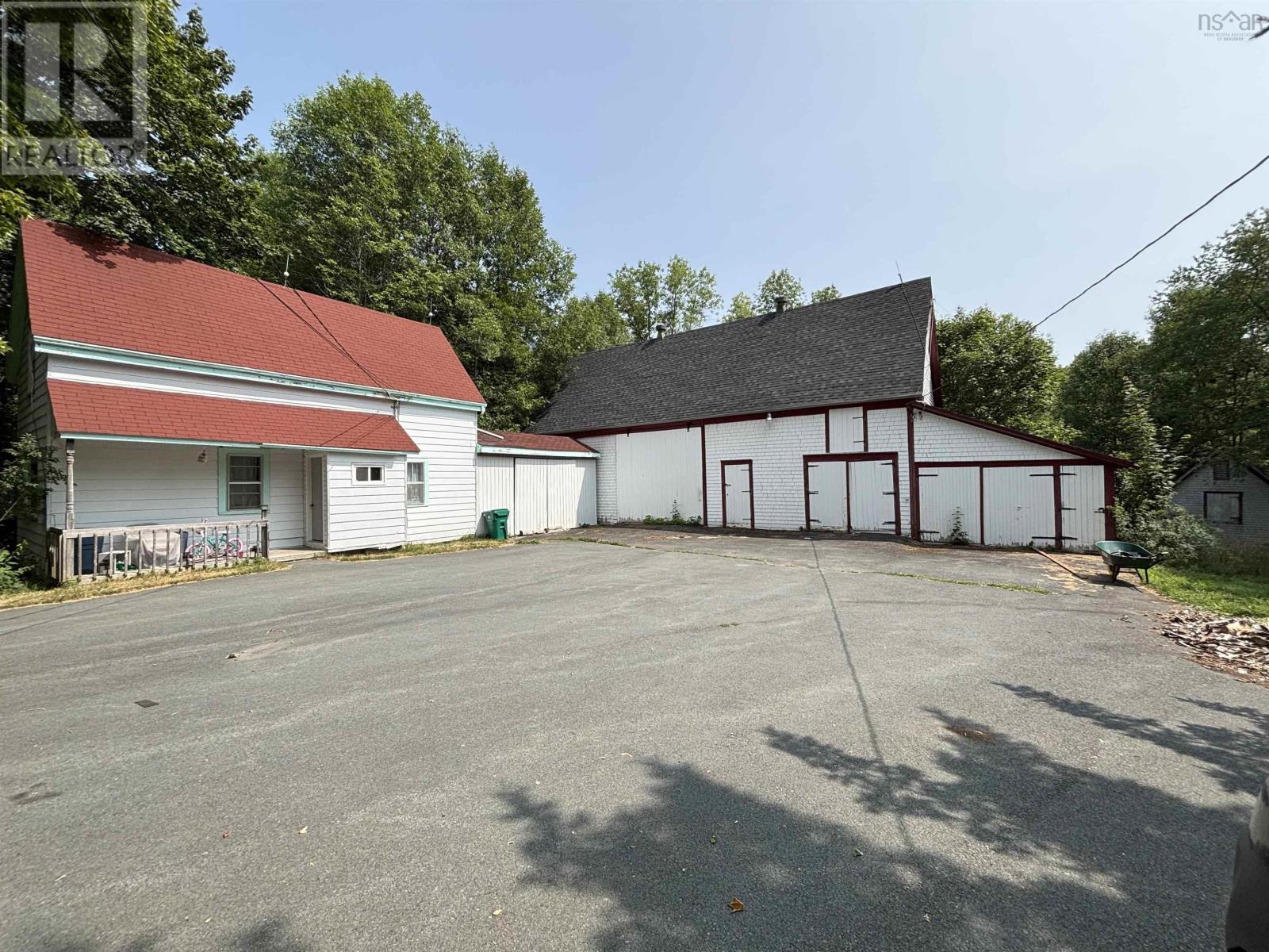 7752 Highway 14, Brooklyn, Nova Scotia  B0N 2A0 - Photo 38 - 202520318