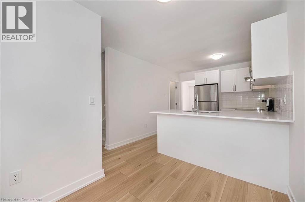Property at 73 WOODMAN Drive N image 5