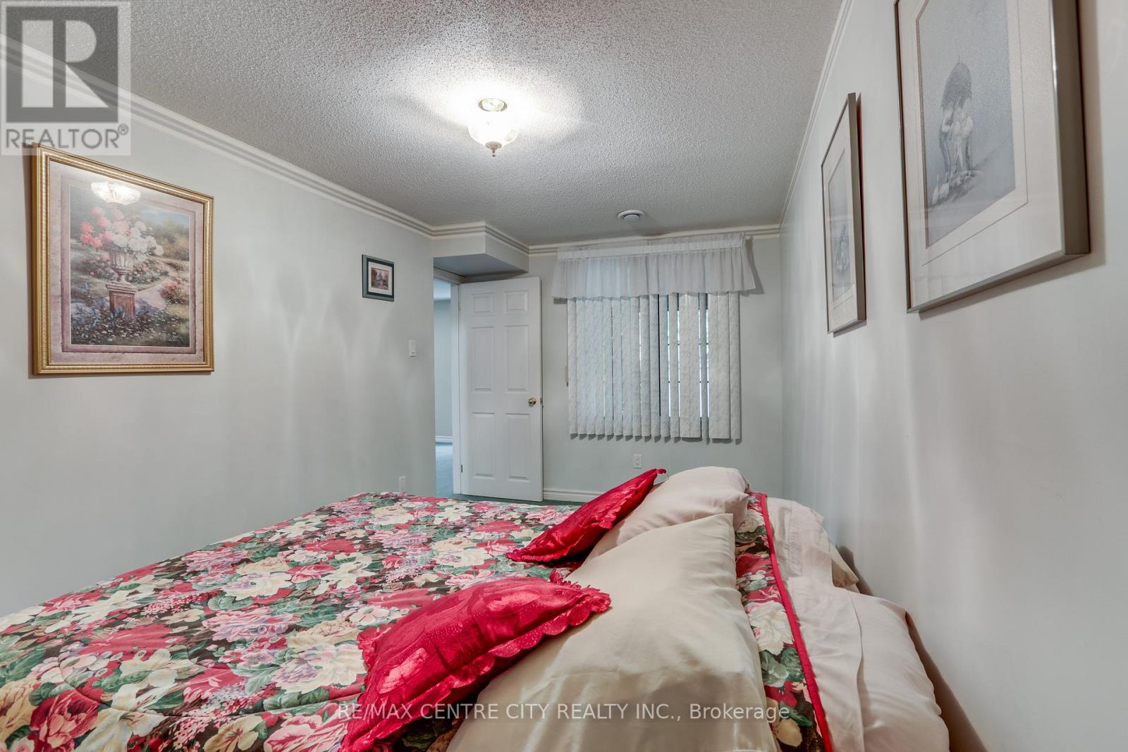66 - 250 North Centre Road, London North (North R), Ontario  N6G 5A4 - Photo 34 - X12343568
