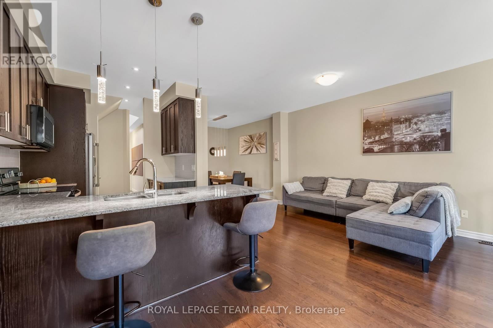 345 Alasken Drive, Ottawa, Ontario  K1T 0M4 - Photo 14 - X12343583