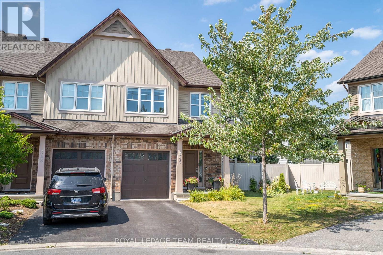 345 Alasken Drive, Ottawa, Ontario  K1T 0M4 - Photo 2 - X12343583