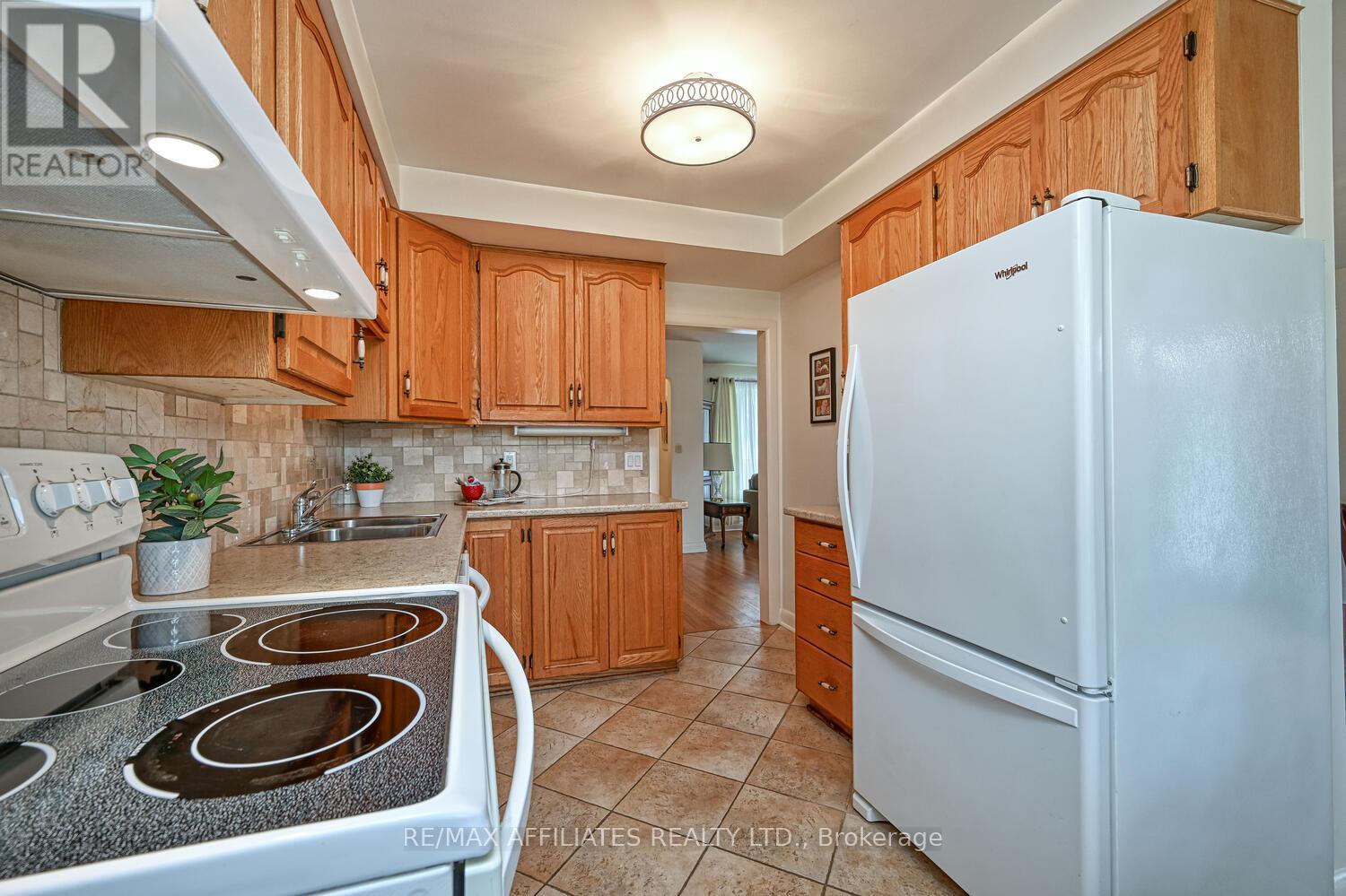 56 Marsha Drive, Smiths Falls, Ontario  K7A 3X5 - Photo 17 - X12343621