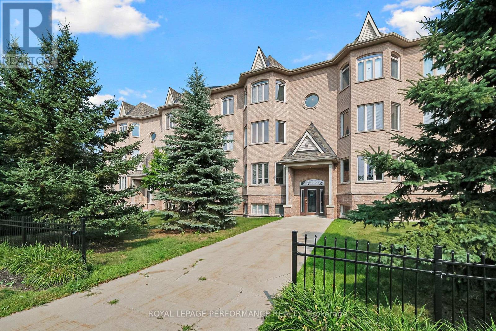 7 - 2086 VALIN STREET, Ottawa, Ontario