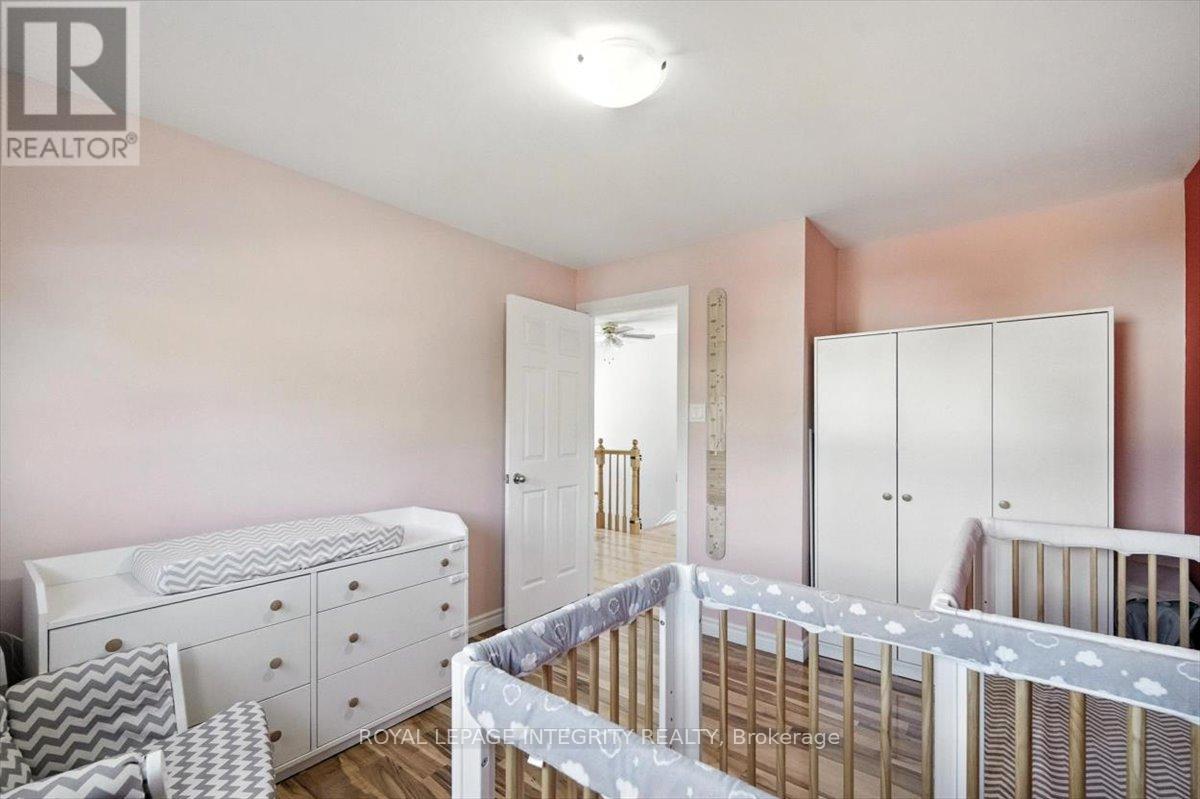 1097 Moselle Crescent, Ottawa, Ontario  K1C 2S8 - Photo 26 - X12343633