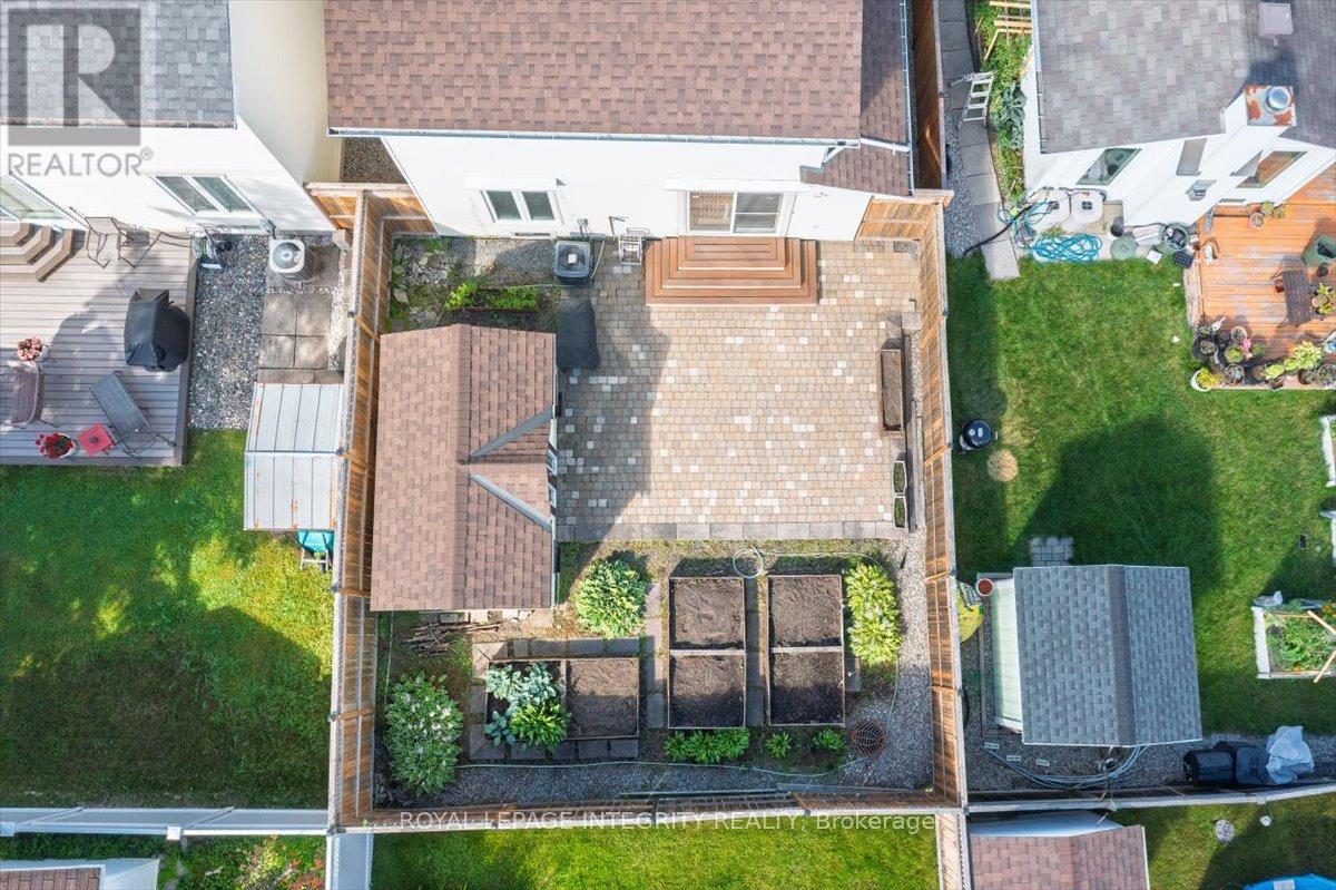 Property at 1097 MOSELLE CRESCENT image 3