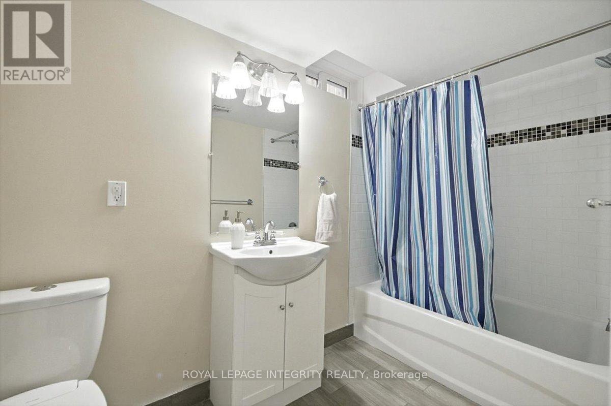 1097 Moselle Crescent, Ottawa, Ontario  K1C 2S8 - Photo 32 - X12343633