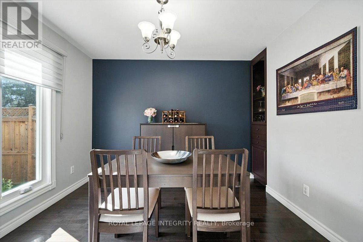 1097 Moselle Crescent, Ottawa, Ontario  K1C 2S8 - Photo 9 - X12343633