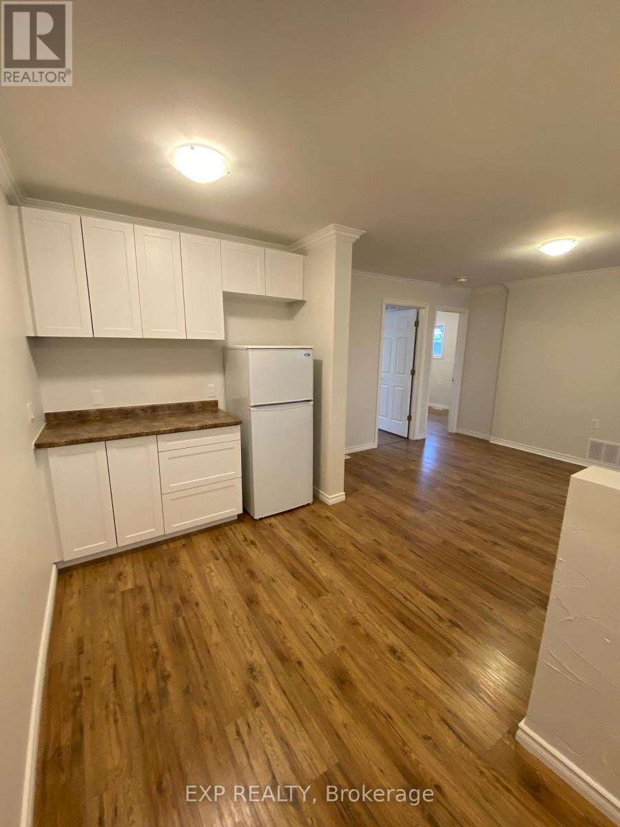 612 Romaine Street, Peterborough, Ontario  K9J 2E4 - Photo 11 - X12325932