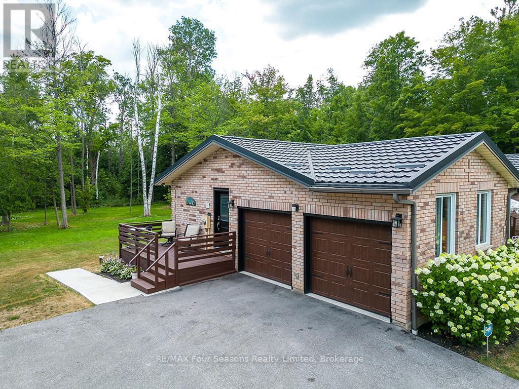 5259 Sunnidale Concession  5 Road, Clearview, Ontario  L0M 1N0 - Photo 7 - S12343644