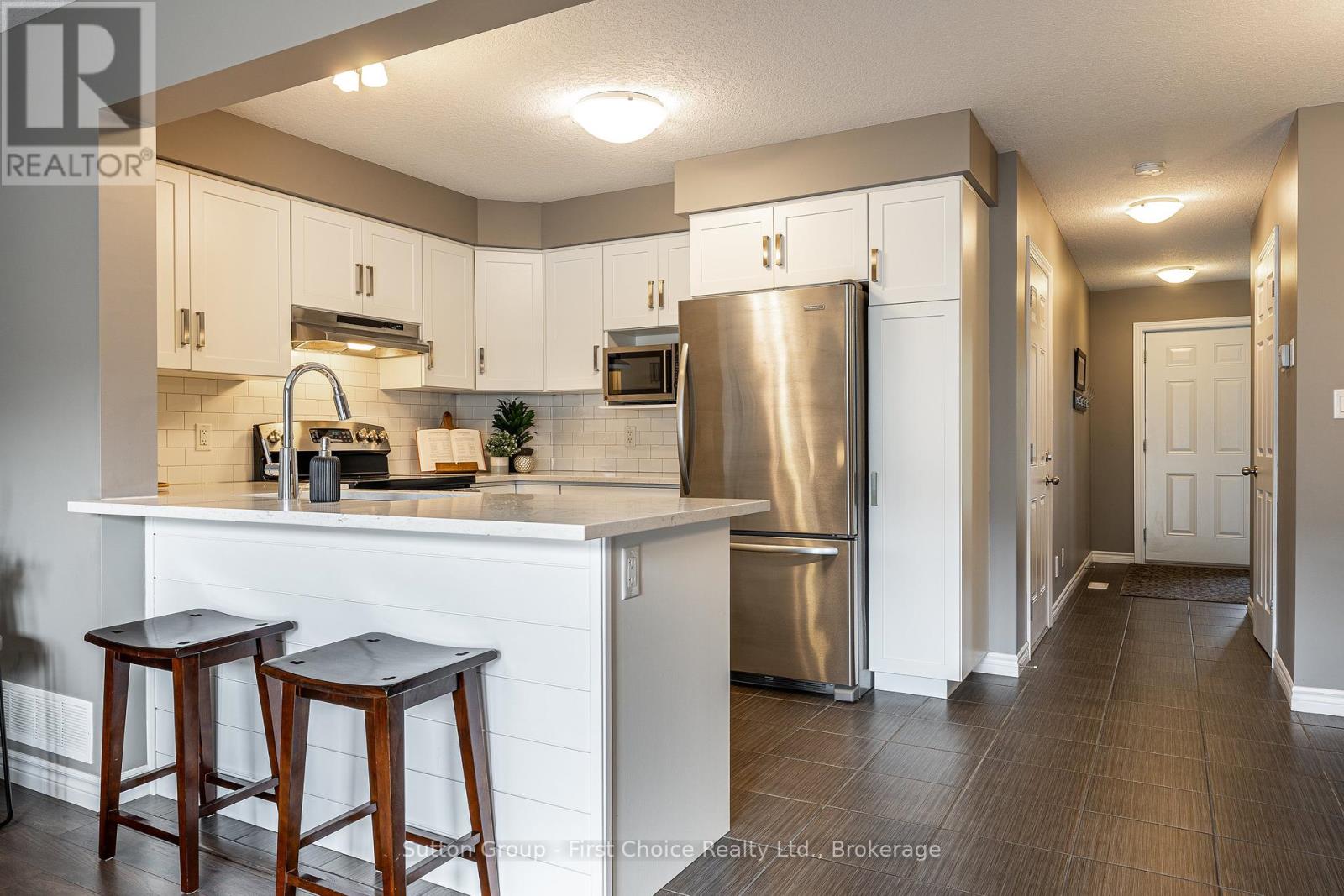 6 Robertson Drive, Stratford, Ontario  N5A 0C7 - Photo 14 - X12343610
