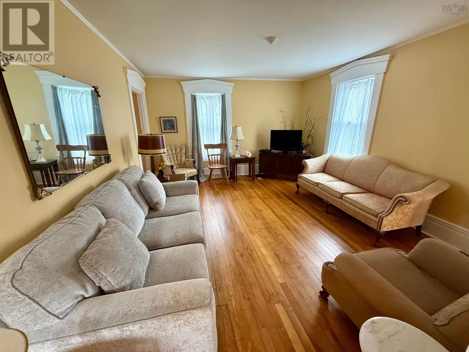 46 Highway 335, Pubnico, Nova Scotia  B0W 3S0 - Photo 4 - 202511696