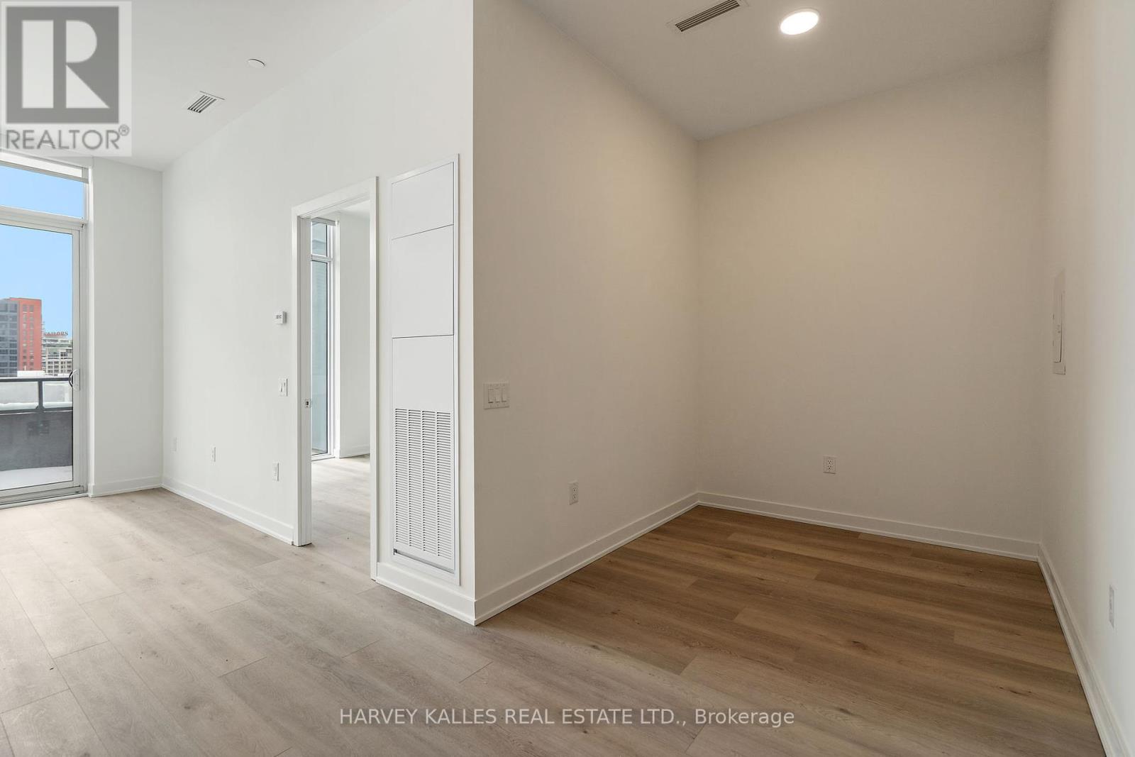 616 - 9 Tecumseth Street, Toronto (Niagara), Ontario  M5V 0S5 - Photo 9 - C12343622