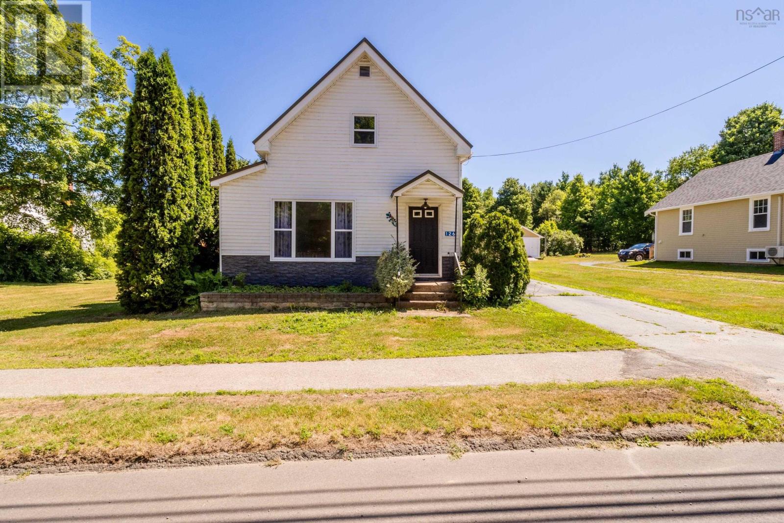 126 Commercial Street, Berwick, Nova Scotia  B0P 1E0 - Photo 3 - 202518988