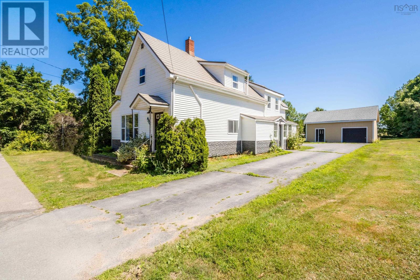 126 Commercial Street, Berwick, Nova Scotia  B0P 1E0 - Photo 2 - 202518988