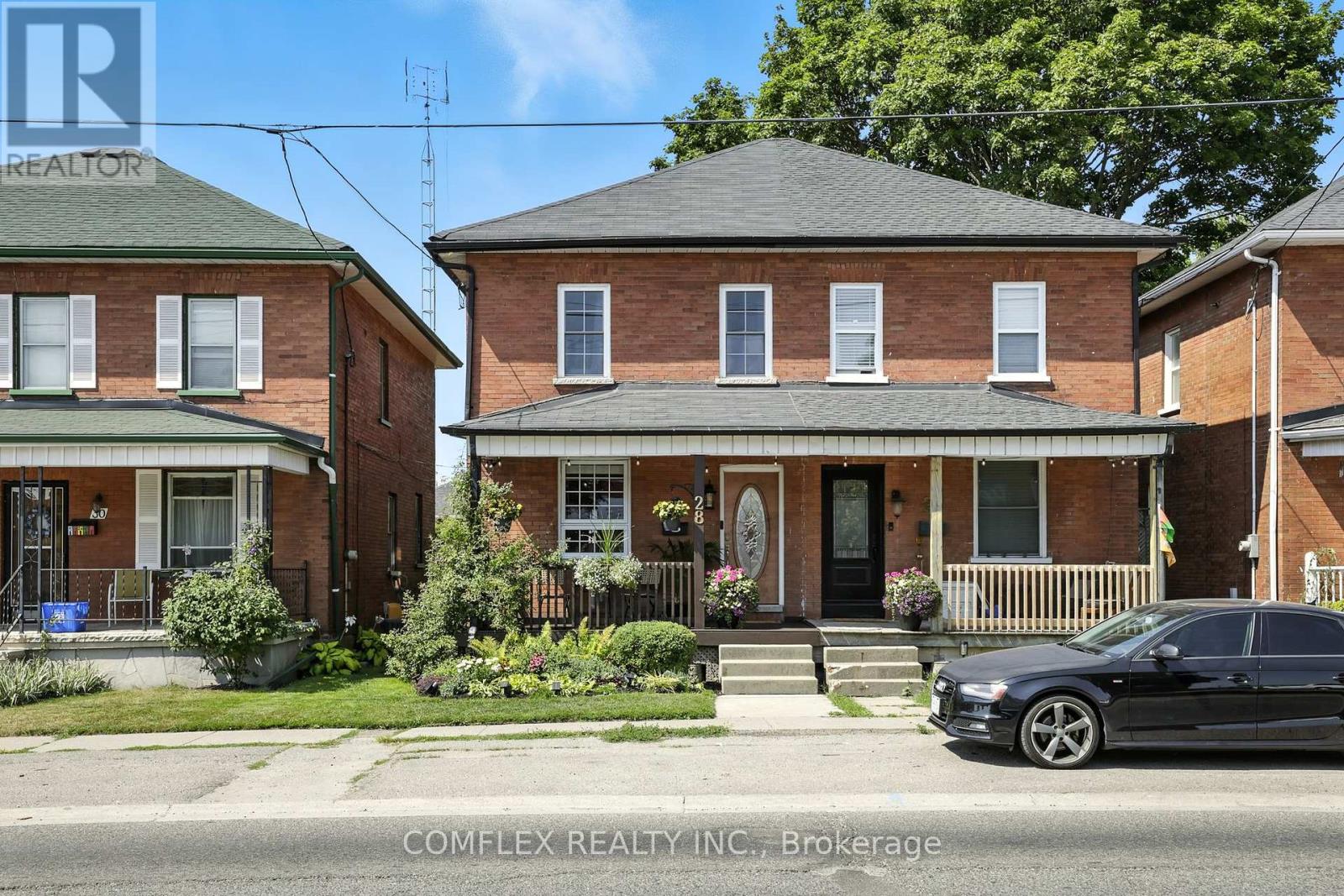 Property at 28 LIBERTY STREET S image 1
