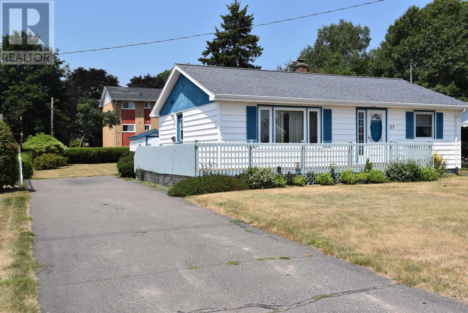 25 Acadia Street, Middleton, Nova Scotia  B0S 1P0 - Photo 4 - 202519405