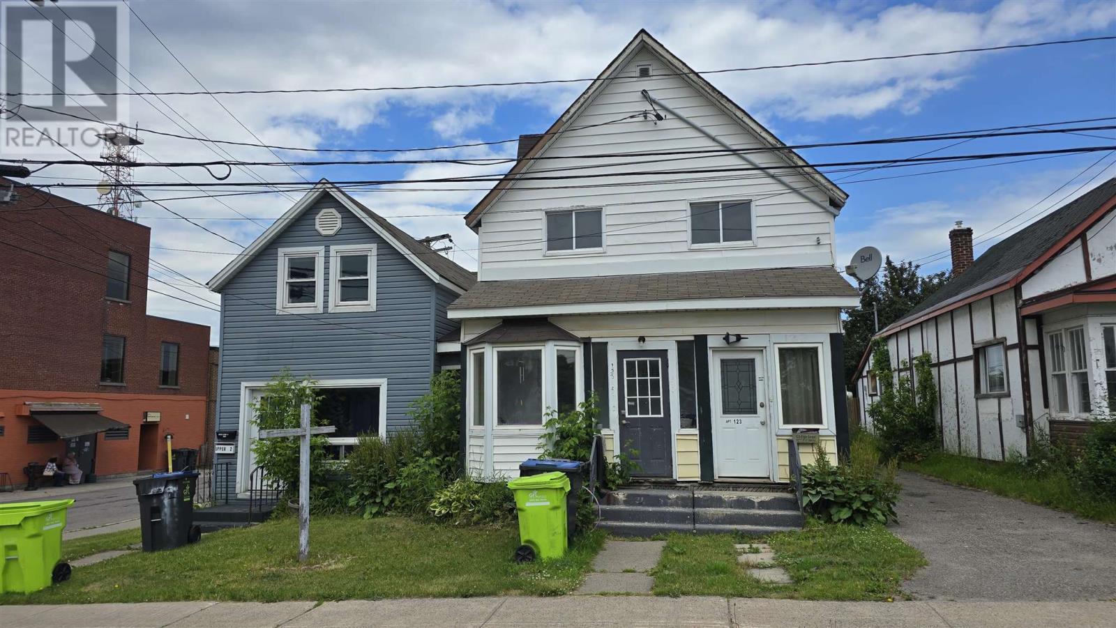 121-123 Elgin St, Sault Ste. Marie, Ontario  P6A 2Y6 - Photo 2 - SM251661