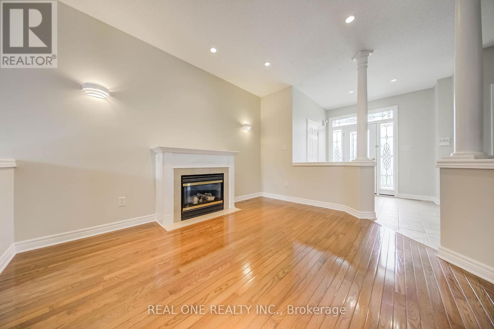 1418 Gulledge Trail, Oakville, Ontario  L6M 3Z9 - Photo 12 - W12343639