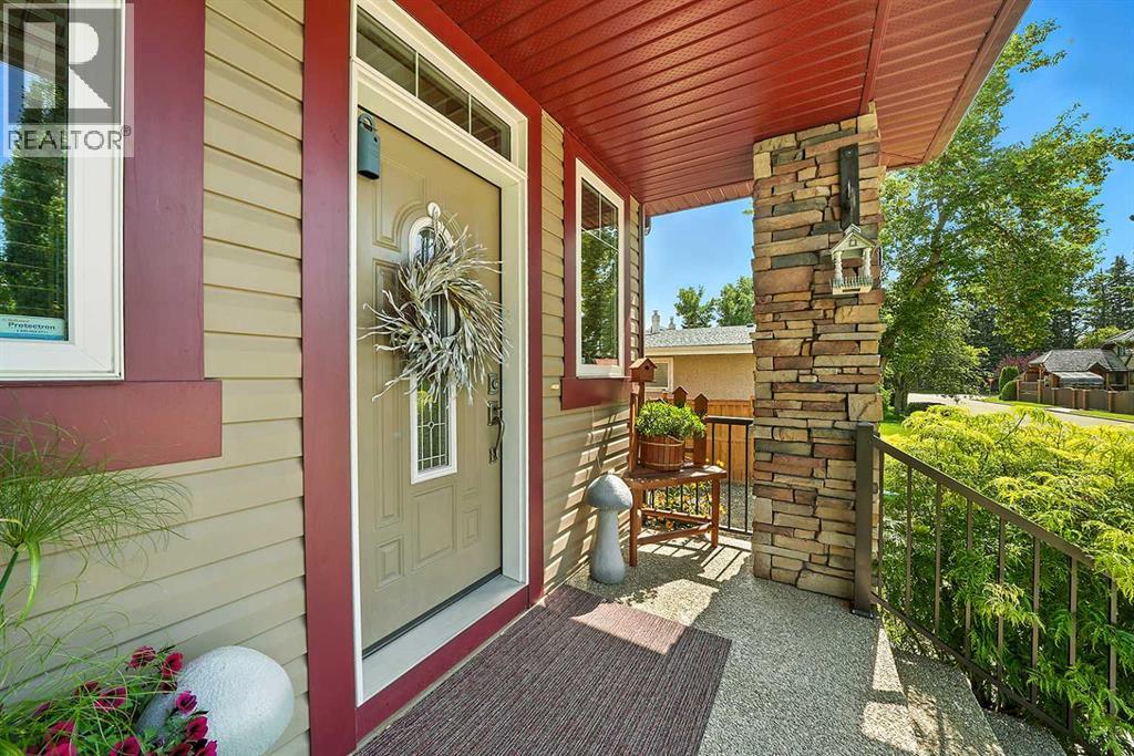 Property at 3715 44A Avenue image 3