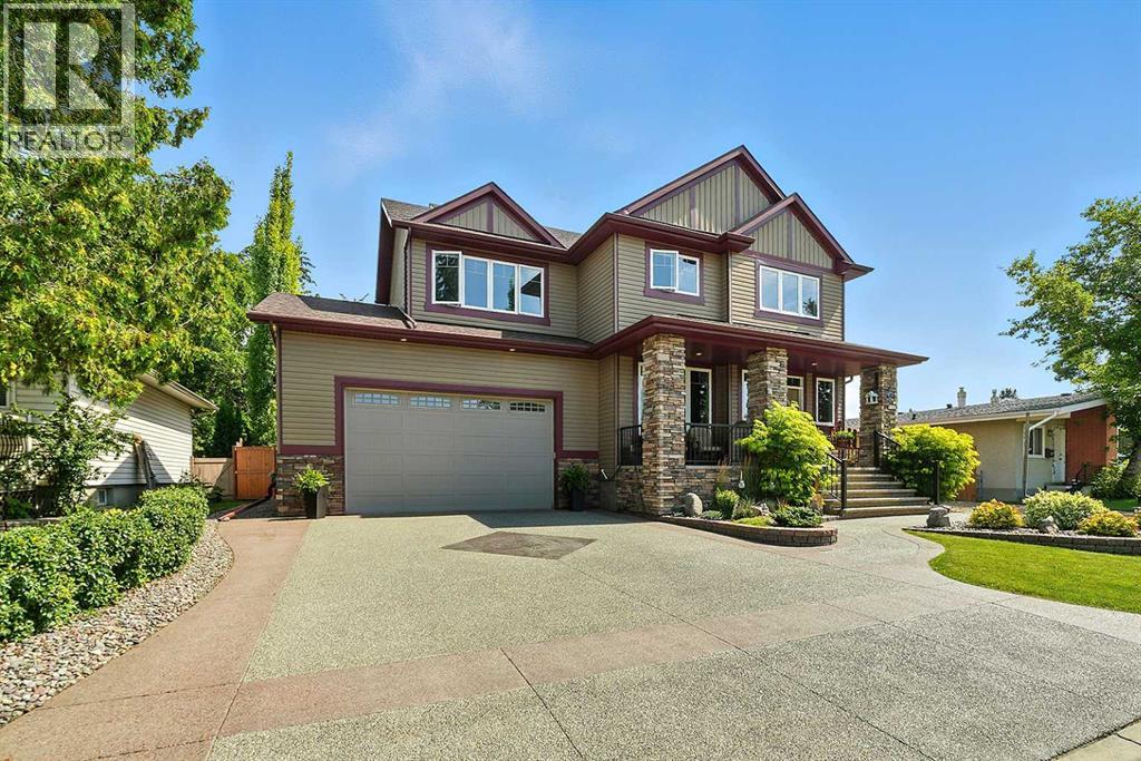 Property at 3715 44A Avenue image 2