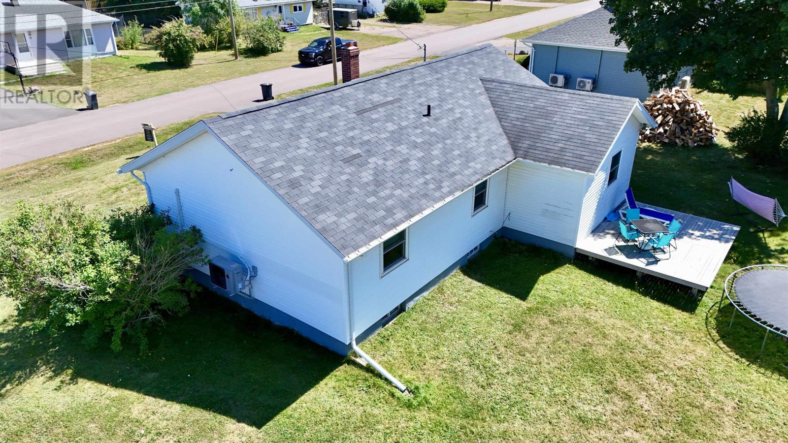 Property at 7 Donwood Drive image 4