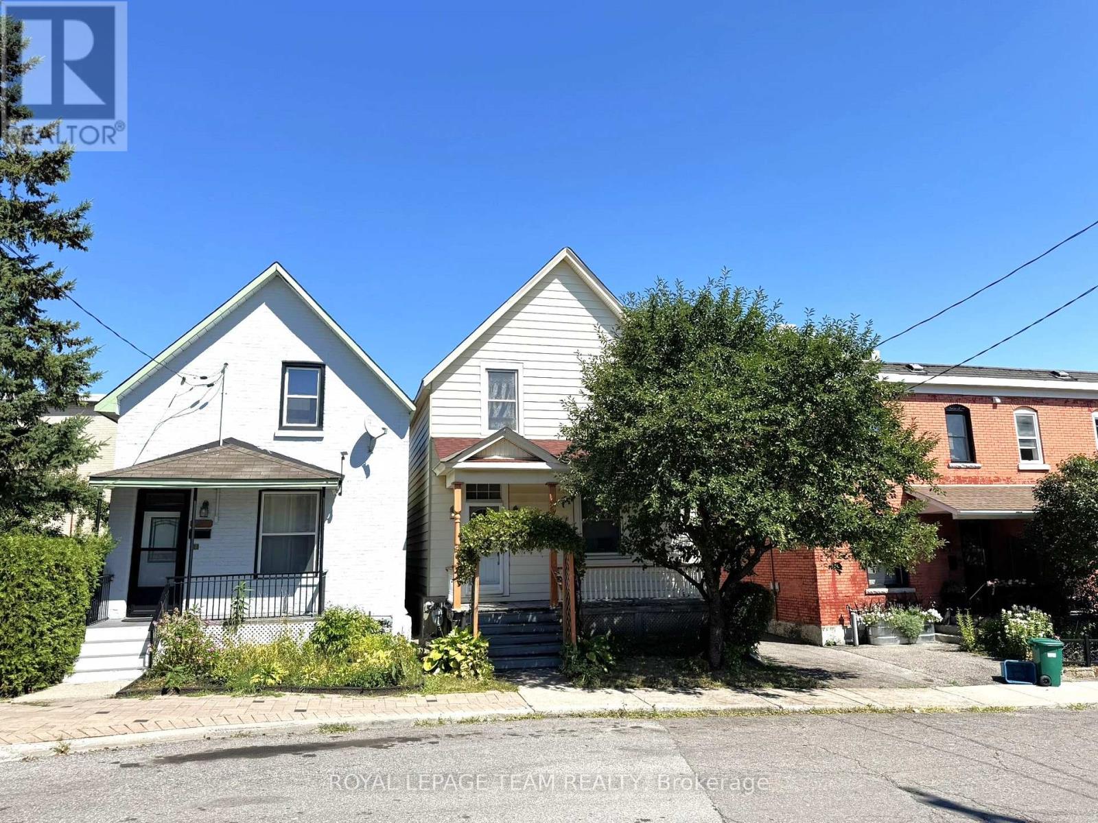 235 Cambridge Street N, Ottawa, Ontario  K1R 7B5 - Photo 2 - X12343715