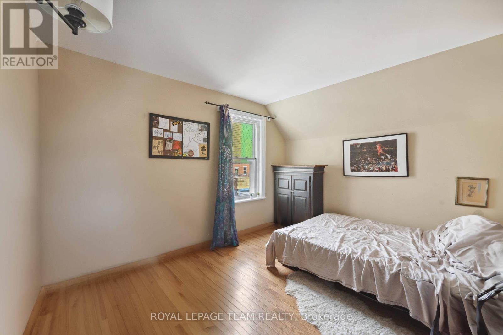 235 Cambridge Street N, Ottawa, Ontario  K1R 7B5 - Photo 27 - X12343715