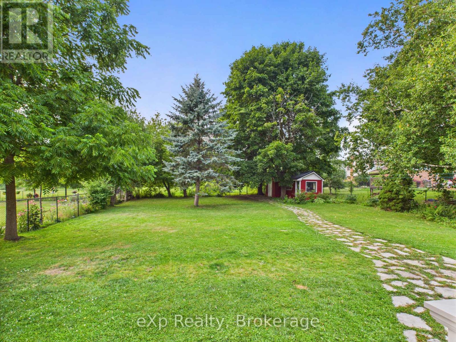 32 Centennial Street, Arran-Elderslie, Ontario  N0G 1L0 - Photo 17 - X12343648