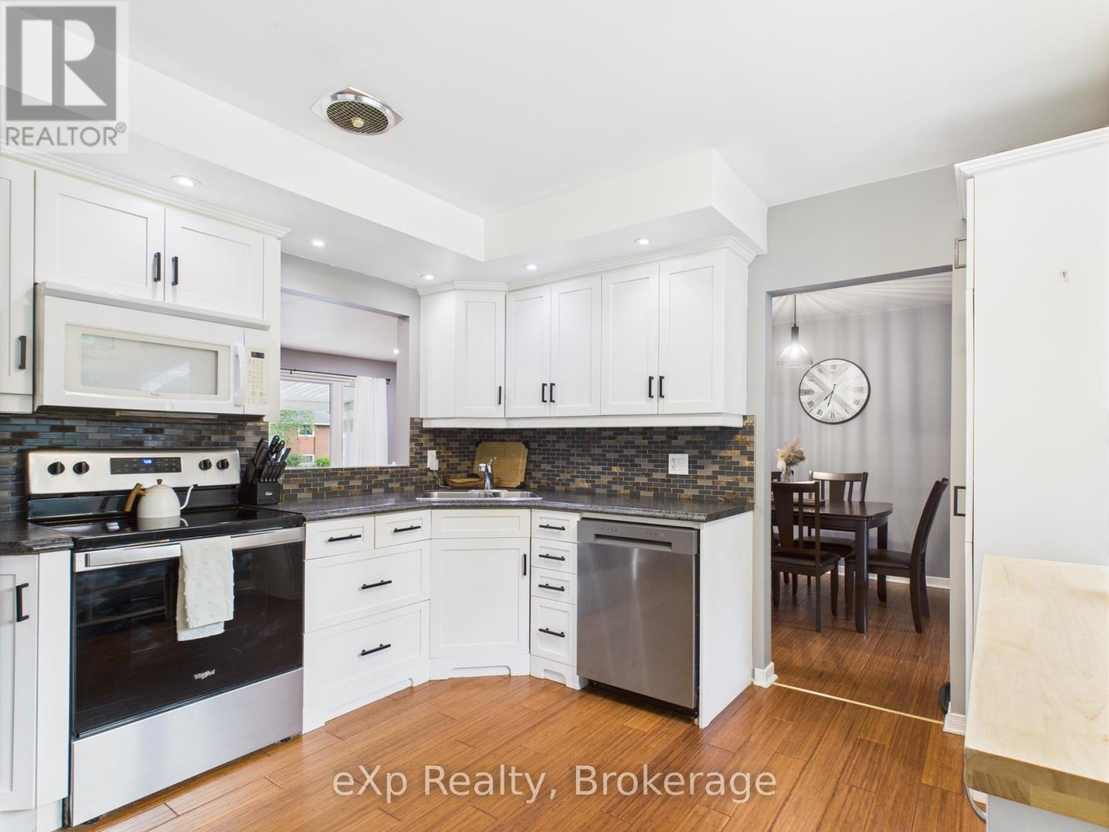 32 Centennial Street, Arran-Elderslie, Ontario  N0G 1L0 - Photo 8 - X12343648