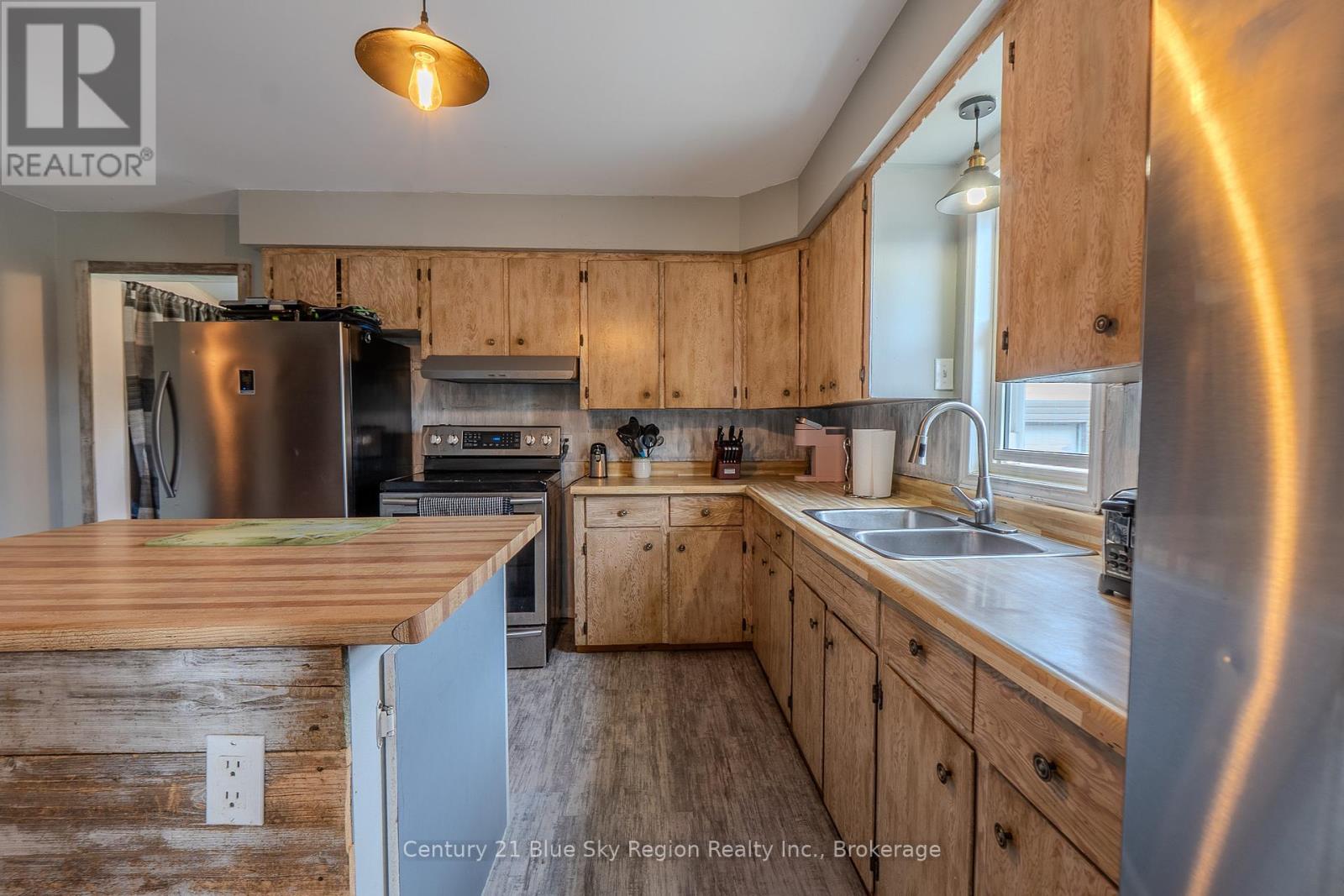 1747 Highway 575, West Nipissing, Ontario  P0H 1M0 - Photo 8 - X12343707