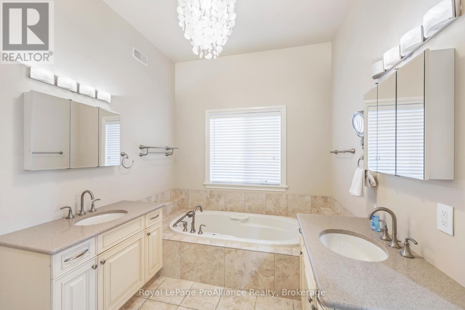 4744 Bath Road, Loyalist, Ontario  K0H 1G0 - Photo 27 - X9413101